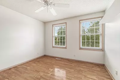 4441 Hillvale Avenue N, Oakdale, MN 55128 - Photo 27