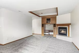 4441 Hillvale Ave N, Oakdale, MN 55128 - Photo 31