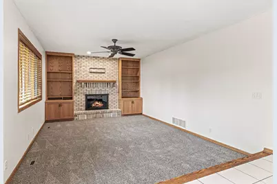 4441 Hillvale Avenue N, Oakdale, MN 55128 - Photo 15