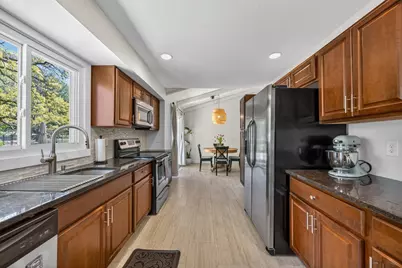 7270 Timber Lane N, Maple Grove, MN 55369 - Photo 5