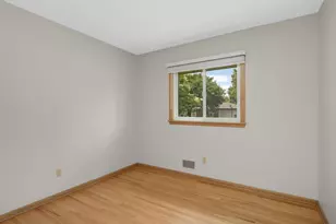 2080 Kelly Dr, Golden Valley, MN 55427 - Photo 39