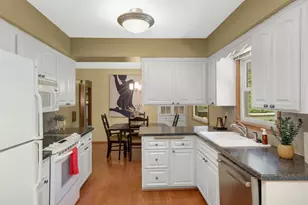2080 Kelly Dr, Golden Valley, MN 55427 - Photo 21