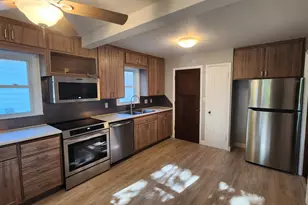1029 6th Ave SE, Rochester, MN 55904 - Photo 5