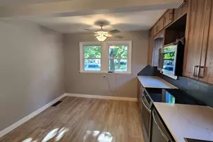 1029 6th Ave SE, Rochester, MN 55904 - Photo 7