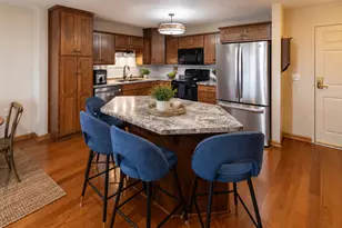 1321 Lake Dr W, Chanhassen, MN 55317 - Photo 3