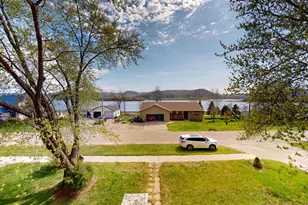 24658 2nd St, Trempealeau, WI 54661 - Photo 3