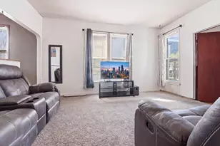 918 18 1/2 Ave NE, Minneapolis, MN 55418 - Photo 3