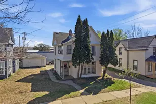 918 18 1/2 Ave NE, Minneapolis, MN 55418 - Photo 1