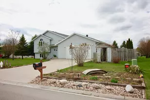 301 15th St N, Breckenridge, MN 56520 - Photo 3