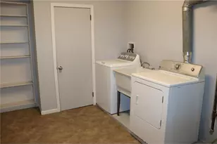 495 North St, Fountain City, WI 54629 - Photo 31