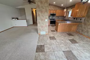 6212 13th St N, Moorhead, MN 56560 - Photo 9