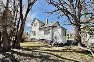 404 2nd St S, Wahpeton,  58075 - Photo 35