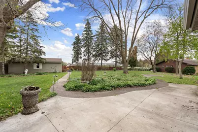 2115 Linn Drive, Owatonna, MN 55060 - Photo 41