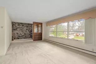 2115 Linn Dr, Owatonna, MN 55060 - Photo 7