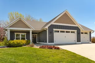 6497 Summit Pine Ln NW, Rochester, MN 55901 - Photo 5