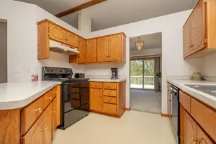1105 Apgar St S, Shakopee, MN 55379 - Photo 13