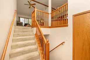 1105 Apgar St S, Shakopee, MN 55379 - Photo 5