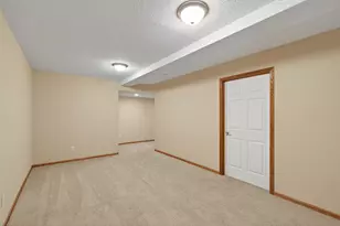 10001 Colorado Ln N, Brooklyn Park, MN 55445 - Photo 21