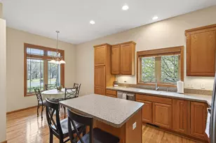10001 Colorado Ln N, Brooklyn Park, MN 55445 - Photo 3