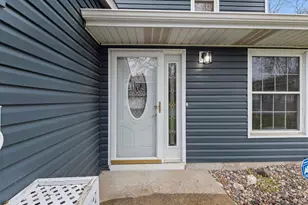 6512 Upper 23rd St N, Oakdale, MN 55128 - Photo 3