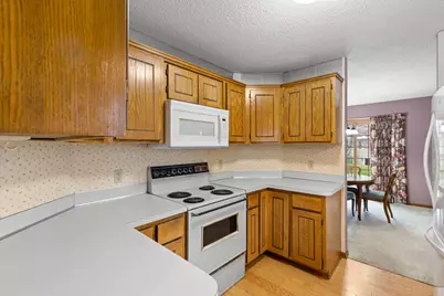 6512 Upper 23rd Street N, Oakdale, MN 55128 - Photo 13