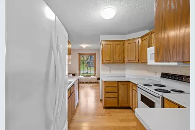 6512 Upper 23rd Street N, Oakdale, MN 55128 - Photo 15