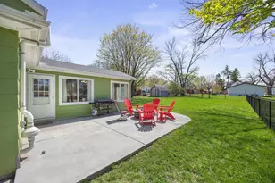 610 3rd Ave SW, Hutchinson, MN 55350 - Photo 29