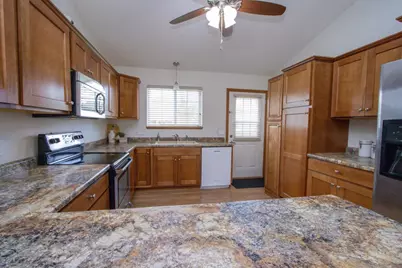 320 Gull Path, Mankato, MN 56001 - Photo 9