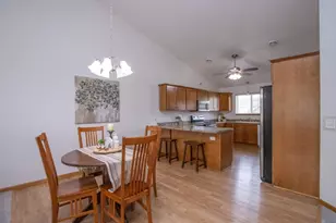 320 Gull Path, Mankato, MN 56001 - Photo 7