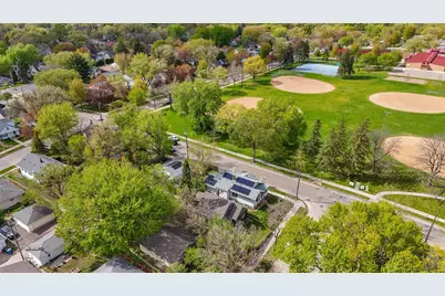 3258 Hayes Street NE, Minneapolis, MN 55418 - Photo 3