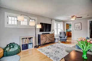 3258 Hayes St NE, Minneapolis, MN 55418 - Photo 5