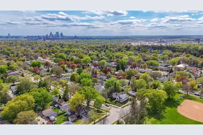 3258 Hayes Street NE, Minneapolis, MN 55418 - Photo 51