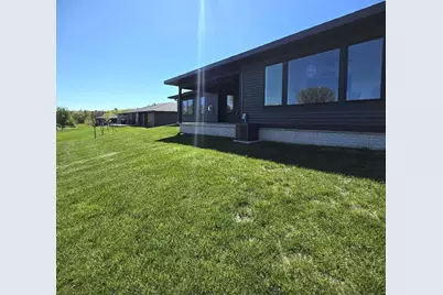 307 Sunset Avenue, Mountain Lake, MN 56159 - Photo 3