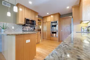 14110 46th Pl N, Plymouth, MN 55446 - Photo 21