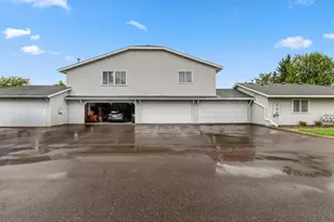 11105 Drake St NW, Coon Rapids, MN 55433 - Photo 19