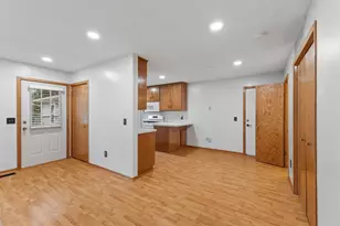 11105 Drake St NW, Coon Rapids, MN 55433 - Photo 5
