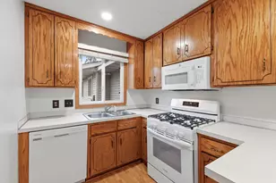 11105 Drake St NW, Coon Rapids, MN 55433 - Photo 9