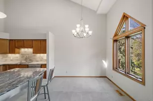 12548 Parkwood Dr, Burnsville, MN 55337 - Photo 9
