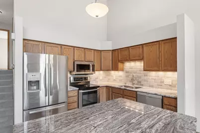 12548 Parkwood Drive, Burnsville, MN 55337 - Photo 13