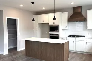 917 Foxglove Ter, Waconia, MN 55387 - Photo 3