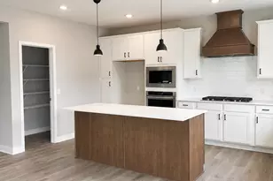 917 Foxglove Ter, Waconia, MN 55387 - Photo 1