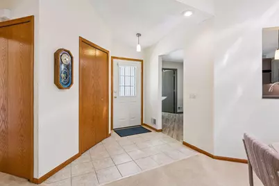 2157 Boulder Pointe, Shakopee, MN 55379 - Photo 5