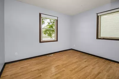 1557 Dale Street N, Saint Paul, MN 55117 - Photo 9