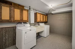 1557 Dale St N, Saint Paul, MN 55117 - Photo 19