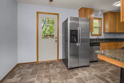 1557 Dale Street N, Saint Paul, MN 55117 - Photo 5