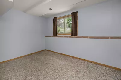 1557 Dale Street N, Saint Paul, MN 55117 - Photo 17