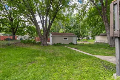 1557 Dale Street N, Saint Paul, MN 55117 - Photo 23