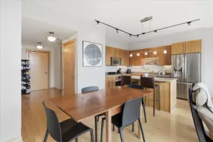 215 10th Ave S, Minneapolis, MN 55415 - Photo 17