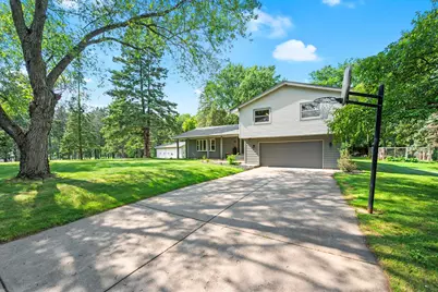 8254 38th Street N, Lake Elmo, MN 55042 - Photo 1