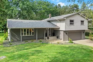 8254 38th St N, Lake Elmo, MN 55042 - Photo 5
